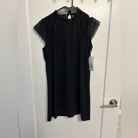 Zara Dresses & Skirts - NWT Zara Lace Short Sleeve Dress